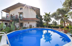 Nice home in Mascalucia with Outdoor swimming pool, WiFi and 3 Bedrooms, Mascalucia